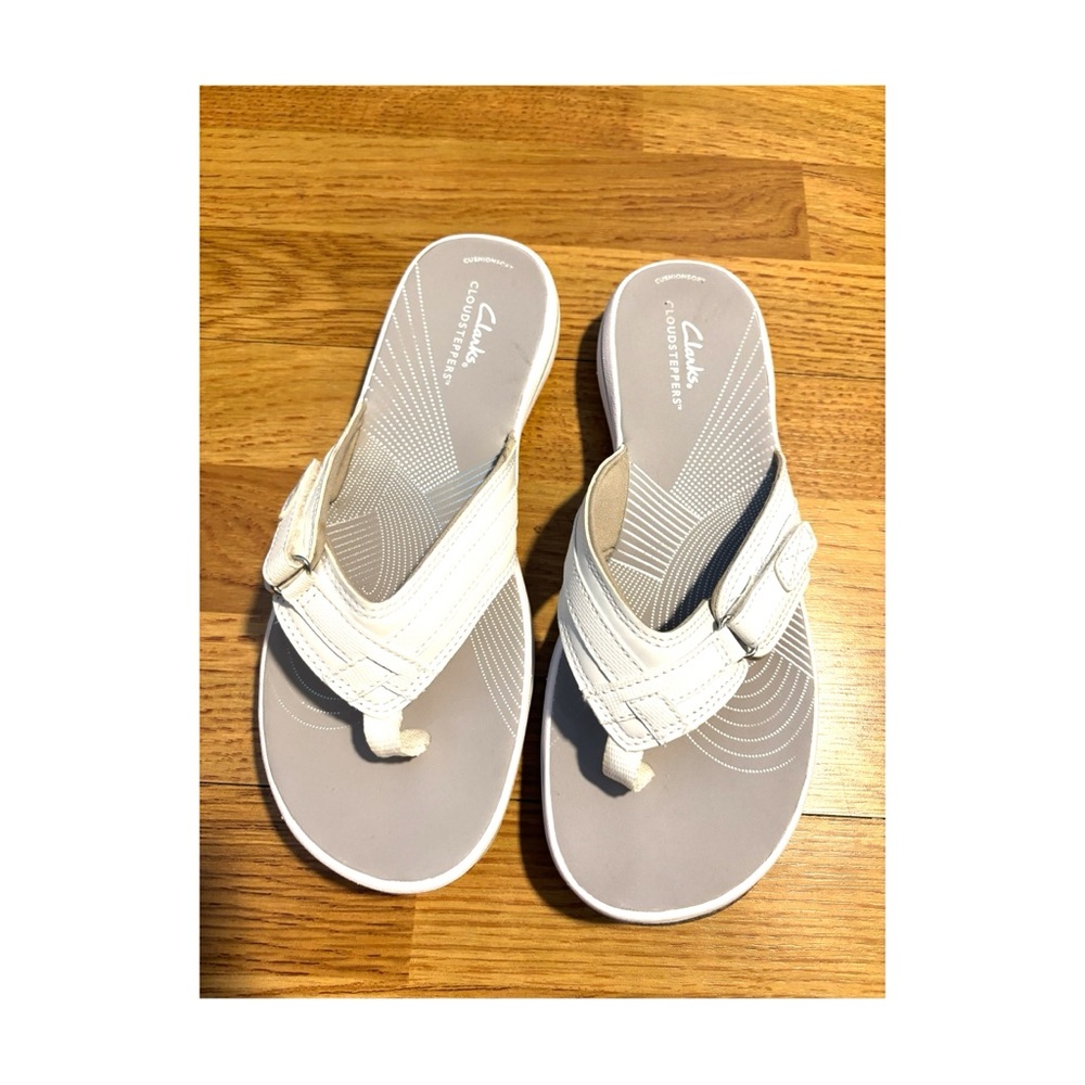 A LITTLE LOVED- Clark’s Women's Cloudstepper Sunmaze Tide Sandals- Size 9.5